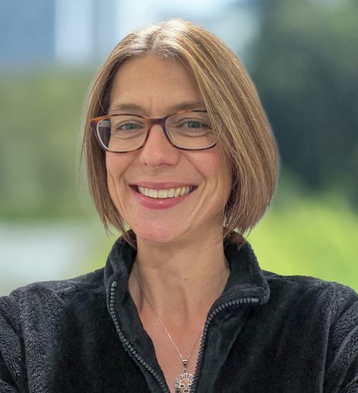 DR RENATE KOOPS